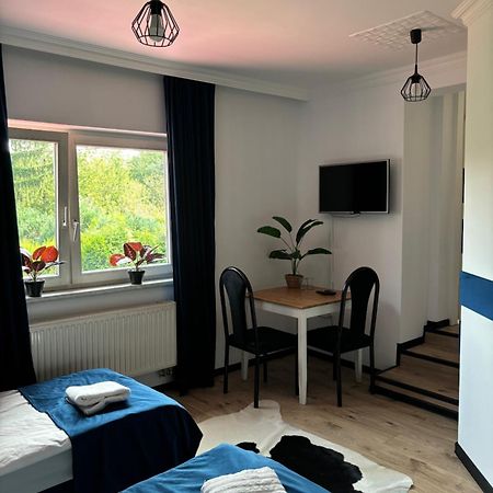 Hotel Restauracja Malopolska Jasło Екстериор снимка