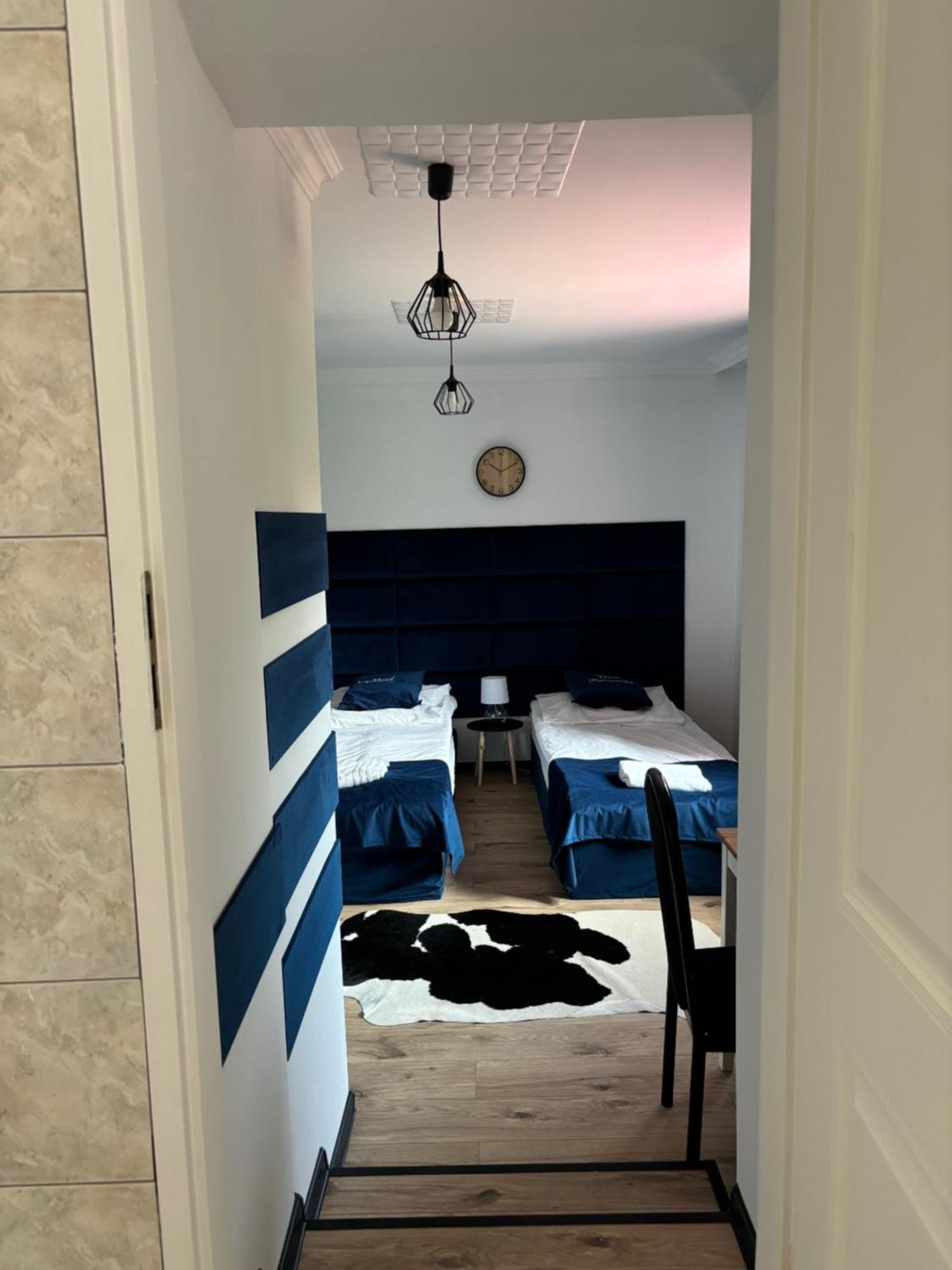 Hotel Restauracja Malopolska Jasło Екстериор снимка