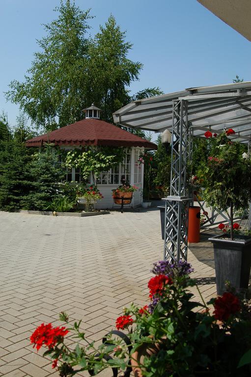 Hotel Restauracja Malopolska Jasło Екстериор снимка